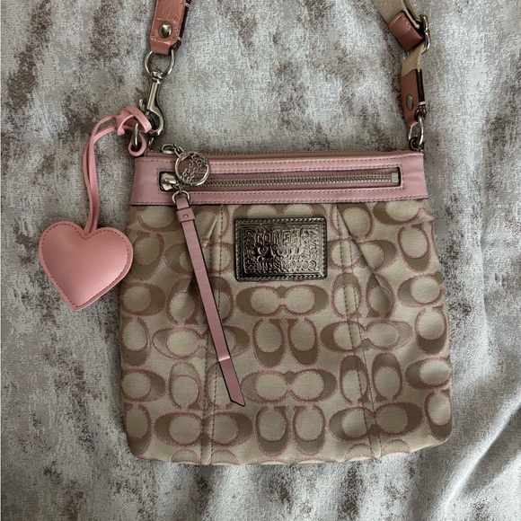 Vintage Pink Coach Poppy bag 🩷 - Picture 3 of 9